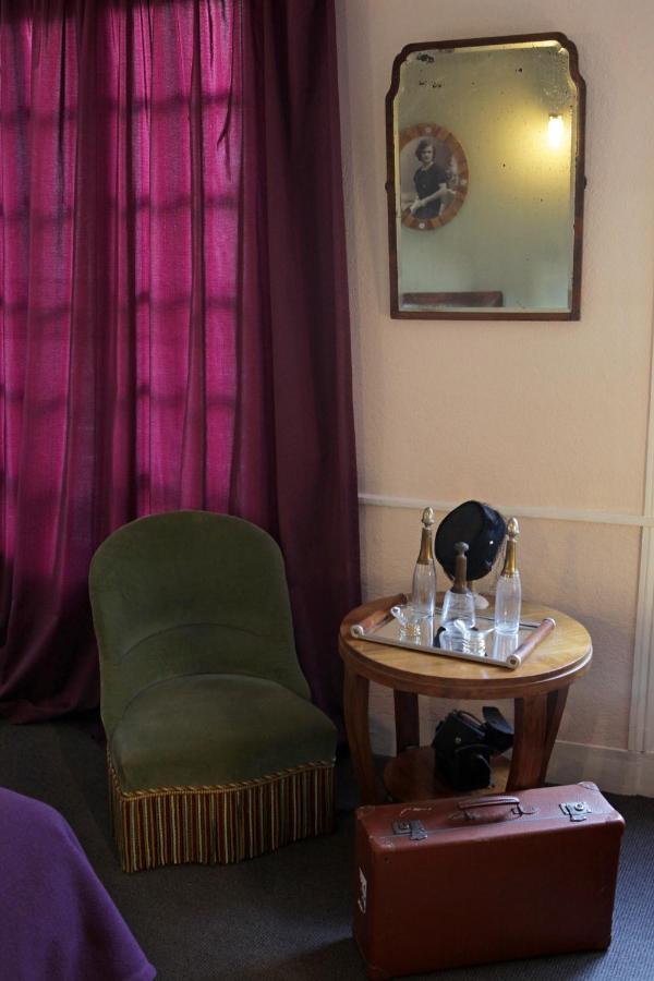 Hotel Auberge Des Remparts Laval  Eksteriør bilde