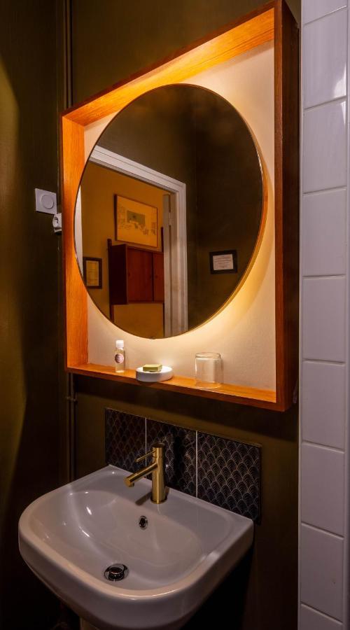 Hotel Auberge Des Remparts Laval  Eksteriør bilde