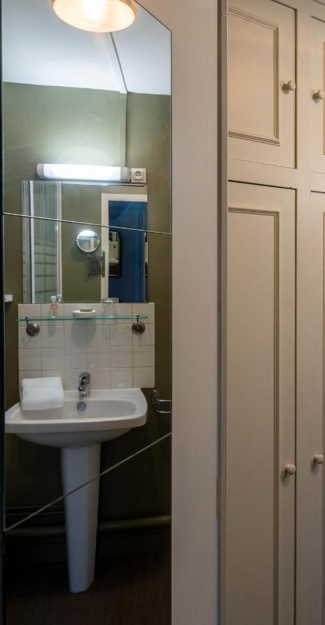 Hotel Auberge Des Remparts Laval  Eksteriør bilde