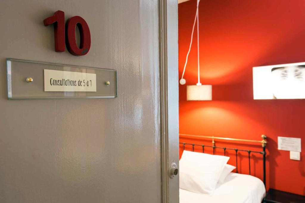 Hotel Auberge Des Remparts Laval  Eksteriør bilde