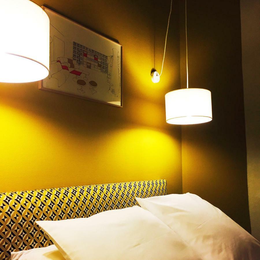 Hotel Auberge Des Remparts Laval  Eksteriør bilde